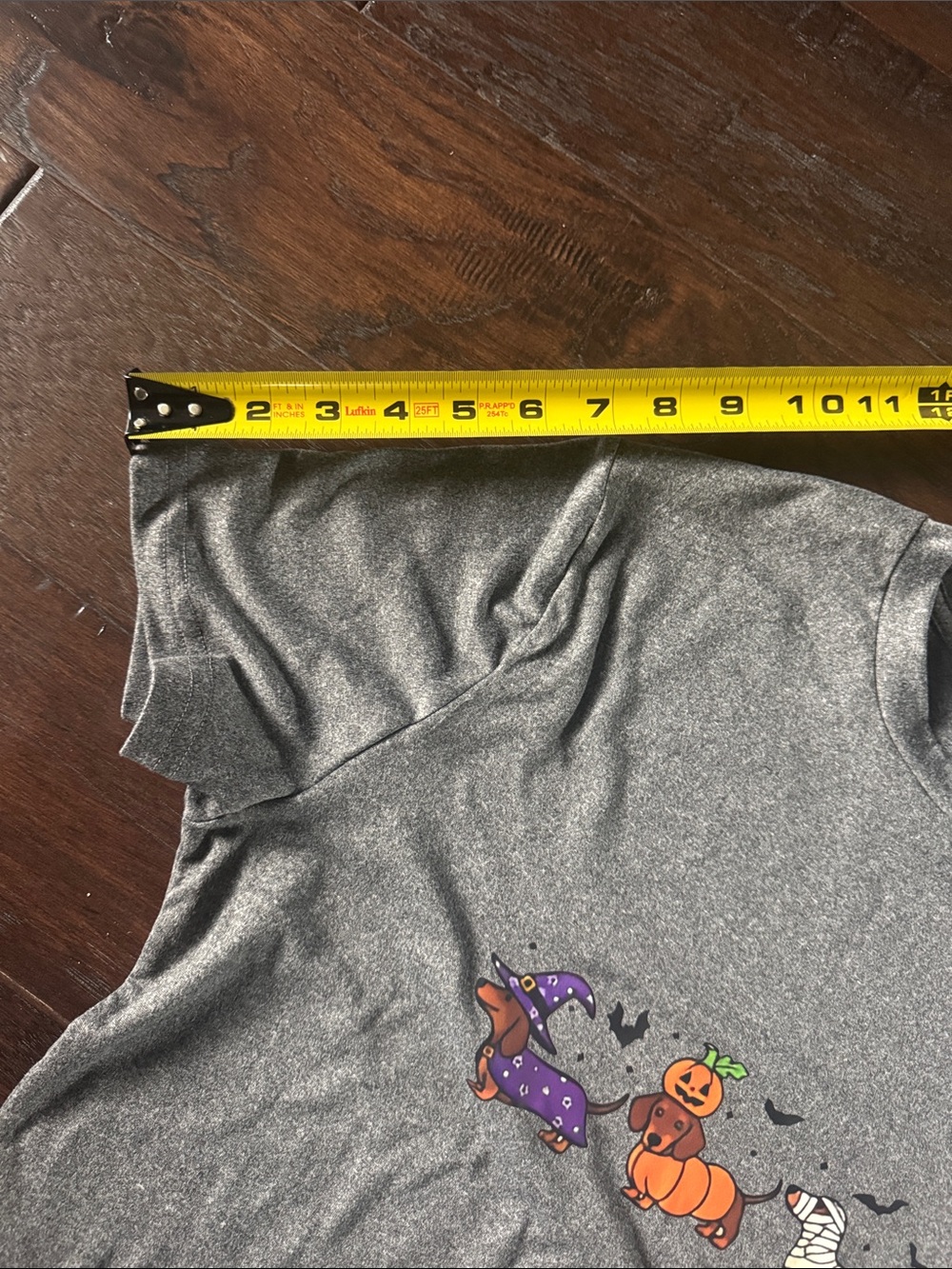 NWOT Halloween Graphic Tee - Pet-Themed Holiday Shirt - Picture 4 of 6